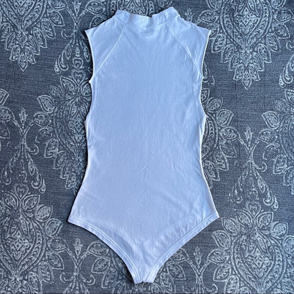 Free People Muscle Beach Bodysuit in White Size XS - Picture 9 of 10